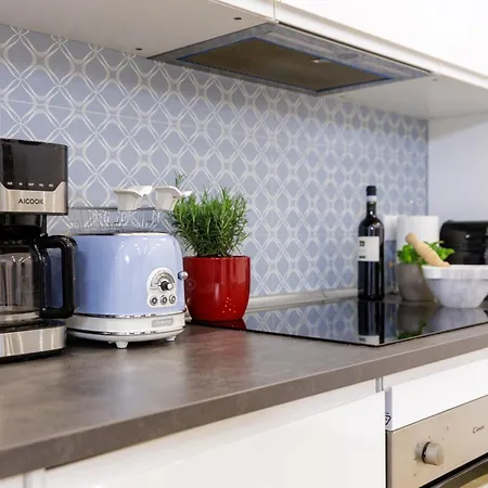 Lux With Parking Apartment Genua