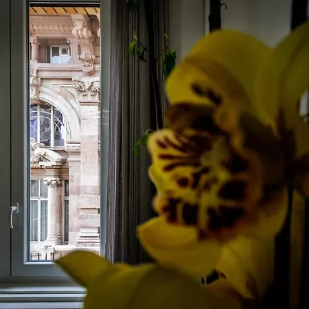 Lux With Parking Apartament *