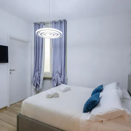 Apartament Lux With Parking Genua