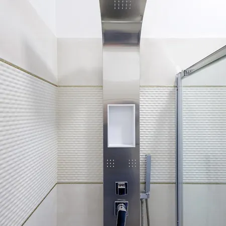 Lux With Parking Genua