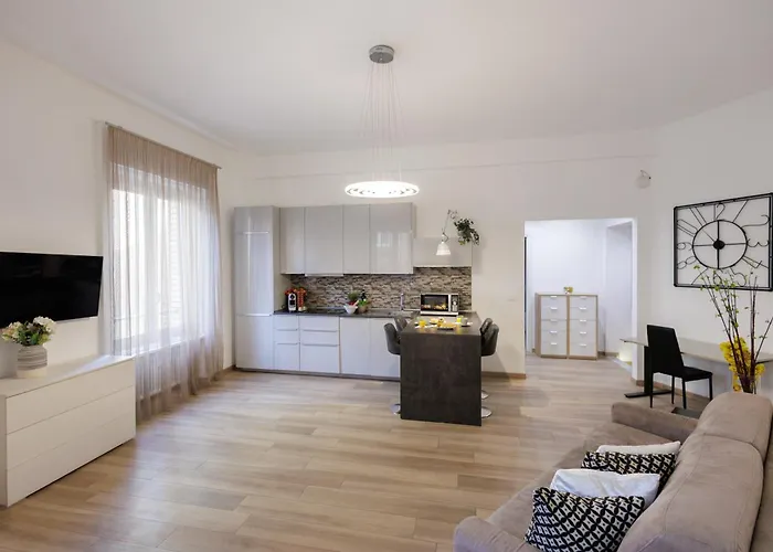 Lux With Parking Genoa