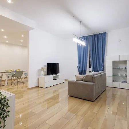Lux With Parking * Genua